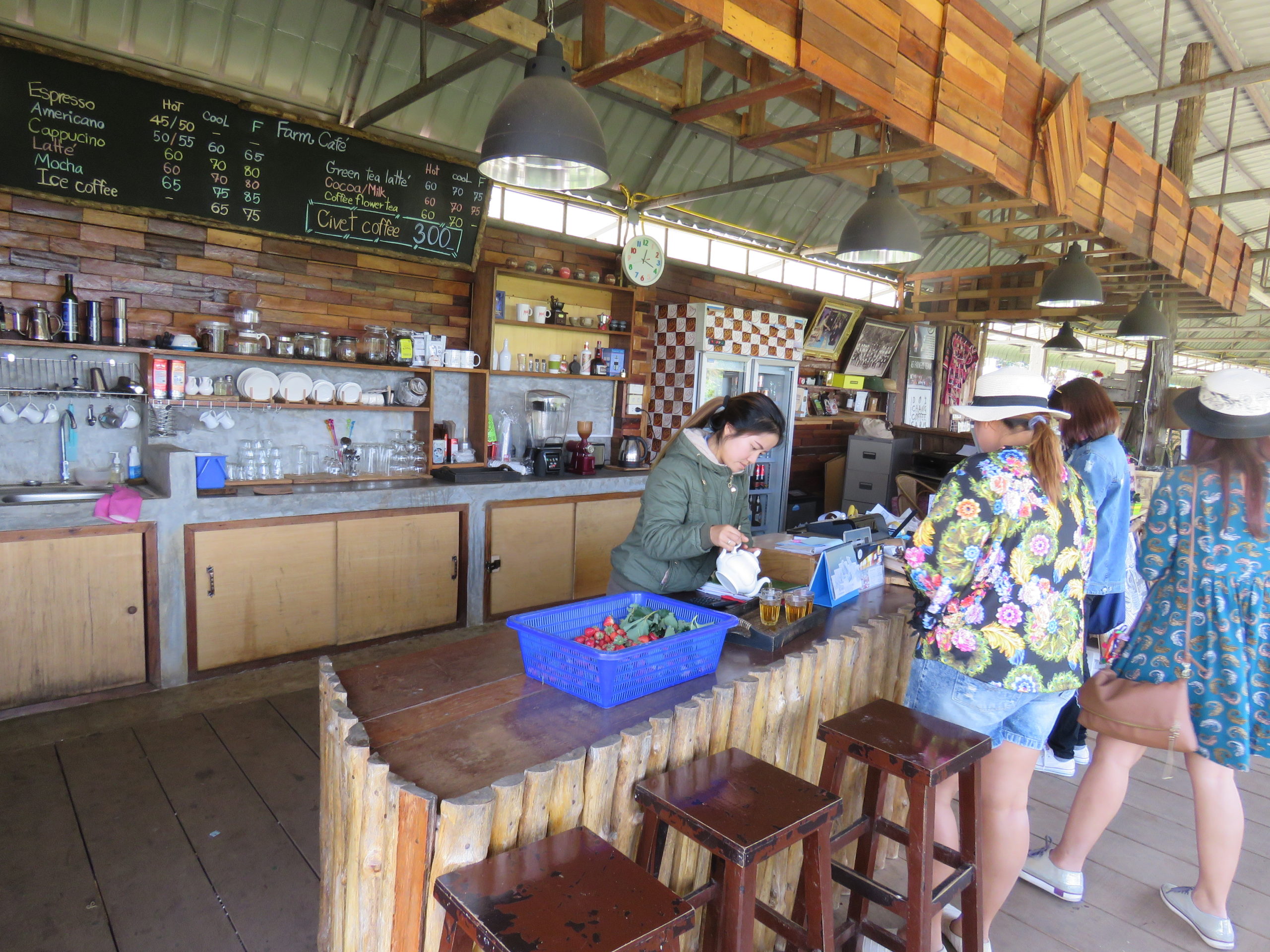 黄金の三角地帯：麻薬から珈琲豆への転換