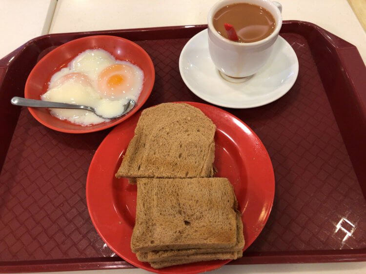 アジアに広がるパンと珈琲の朝食文化